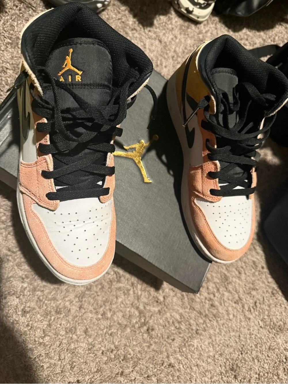Jordan Kids High-Top Boots in Peach, Yellow & Black